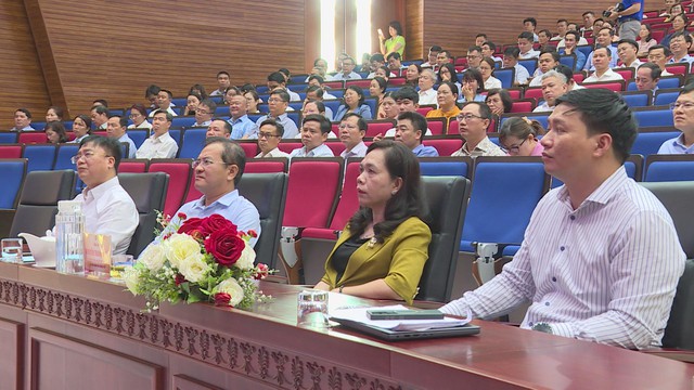 Đảng Ủy UBND TP. Hồ Chí Minh Tổ Chức Hội Nghị Thông Tin Thời Sự Quý I/2026 - Ảnh 1.