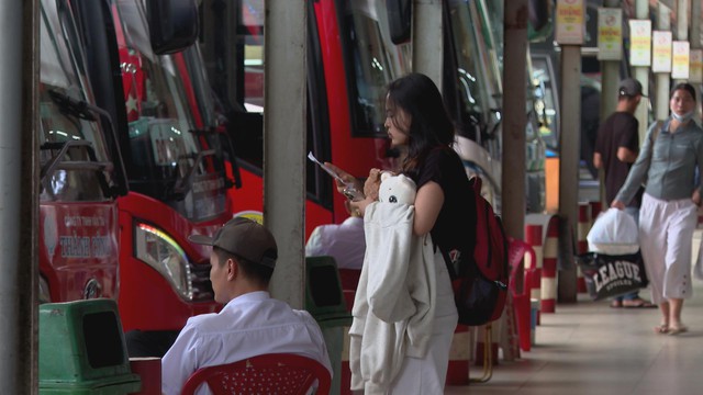 Thời sự HTV ngày 9/4/2026 | Doanh nghiệp vận tải hoạt động cầm chừng trước biến động nhiên liệu- Ảnh 1.