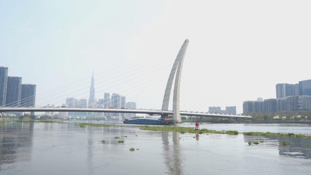 Đề xuất phát triển tuyến đường bộ và đường sắt ven sông Sài Gòn - Ảnh 1.