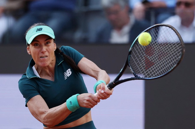 Aryna Sabalenka sửng sốt trước chiến thắng lội ngược dòng của Sorana Cirstea tại giải Italian Open- Ảnh 1.