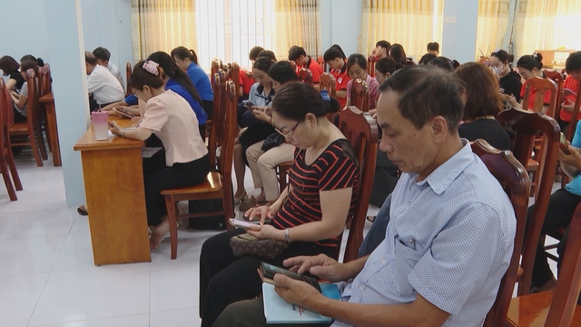 Vươn khơi - Ngày 12/5/2026 | Người cao tuổi chuyển đổi số - Ảnh 1.