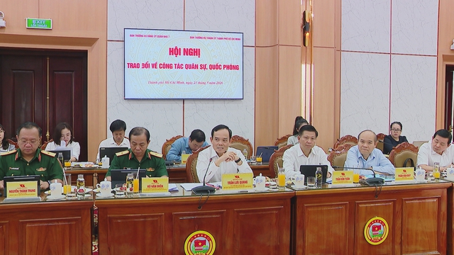 TP. Hồ Chí Minh và Quân khu 7 tăng cường phối hợp công tác quân sự, quốc phòng- Ảnh 2. TP. Hồ Chí Minh và Quân khu 7 tăng cường phối hợp công tác quân sự, quốc phòng- Ảnh 2.