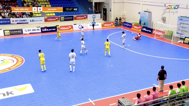 Cuộc cạnh tranh tốp 3 hấp dẫn sau vòng 4 giải futsal VĐQG- Ảnh 1. Cuộc cạnh tranh tốp 3 hấp dẫn sau vòng 4 giải futsal VĐQG- Ảnh 1.