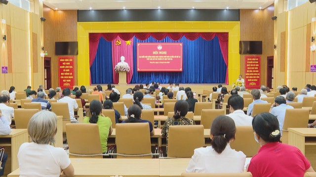 Cử tri phường Vũng Tàu kiến nghị tháo gỡ vướng mắc về hạ tầng, môi trường và dân sinh - Ảnh 3.