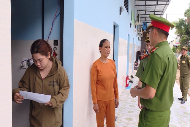 Công an phường Tây Nam tăng cường bám sát cơ sở, giữ vững an ninh trật tự địa bàn cửa ngõ Tây Bắc TP. Hồ Chí Minh - Ảnh 4.