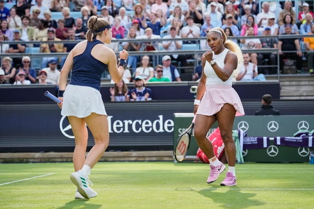 Serena Williams dừng bước sớm tại Berlin Open trước thềm Wimbledon - Ảnh 1.