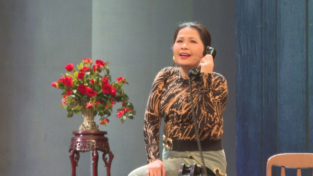 Vở kịch Dưới hai màu áo trở lại với phiên bản cải lương - Ảnh 2.