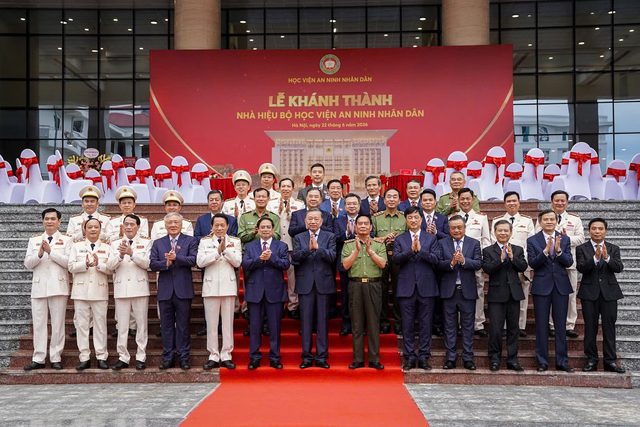 Tổng Bí thư, Chủ tịch nước Tô Lâm dự Lễ kỷ niệm 80 năm Ngày truyền thống Học viện An ninh nhân dân- Ảnh 5.