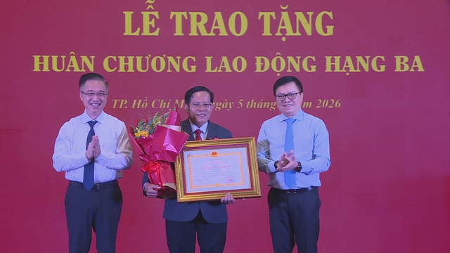 Kỷ niệm 7 năm chương trình “Tự hào cờ Tổ quốc” - Ảnh 4.