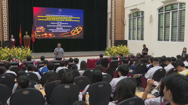 Kiến tạo điện ảnh trong trường học - Ảnh 1.