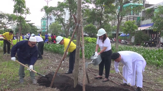 Phường Chánh Hưng phát động Tết trồng cây đời đời nhớ ơn Bác Hồ- Ảnh 3. Phường Chánh Hưng phát động Tết trồng cây đời đời nhớ ơn Bác Hồ- Ảnh 3.