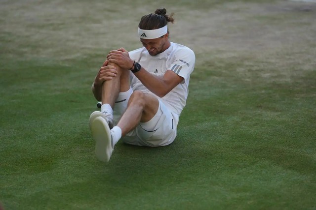 Sinner bảo vệ thành công ngôi vương Wimbledon sau cú sốc tại Roland Garros - Ảnh 4.
