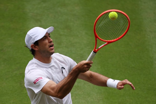 Tổng hợp ATP: Burruchaga gây sốc khi loại hạt giống số 1 Cobolli tại Umag - Ảnh 3.