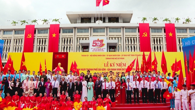 Thời sự HTV ngày 2/7/2026 | 50 năm TP. Hồ Chí Minh rực rỡ tên vàng - Ảnh 1.
