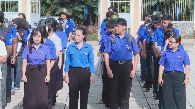 Tuổi trẻ TP. Hồ Chí Minh lan tỏa bản sắc Việt qua hành trình tri ân và giao lưu văn hóa tại Bàu Lâm - Ảnh 5.