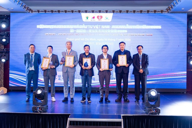 Chuyển đổi số ngành sản xuất: Gỡ "điểm nghẽn" kết nối giữa hệ thống quản lý và dây chuyền nhà máy - Ảnh 3.