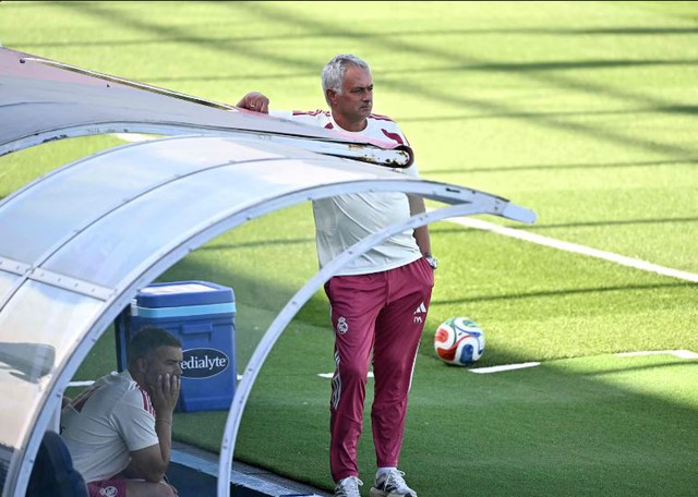 José Mourinho chính thức hội quân cùng Real Madrid cho mùa giải mới- Ảnh 1.