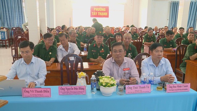 Khắc ghi công lao, tiếp nối truyền thống cách mạng - Ảnh 1.