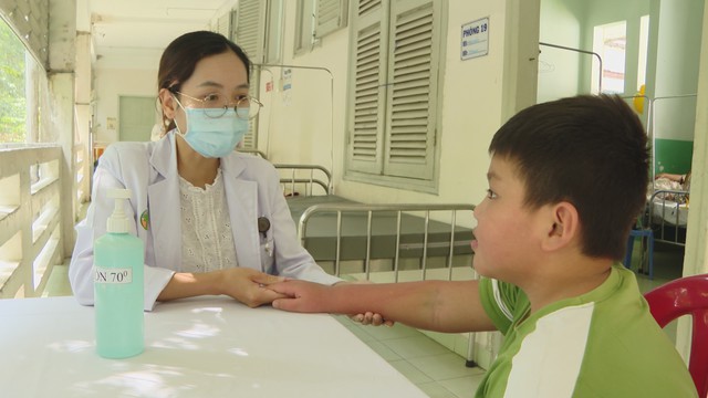 TP. Hồ Chí Minh: Nguy cơ "dịch chồng dịch" trong cao điểm mùa mưa- Ảnh 1.