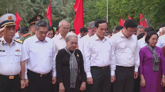 Kỷ niệm 79 năm Ngày Thương binh - Liệt sĩ: Khắc ghi công ơn, tiếp nối truyền thống "Uống nước nhớ nguồn" - Ảnh 7.