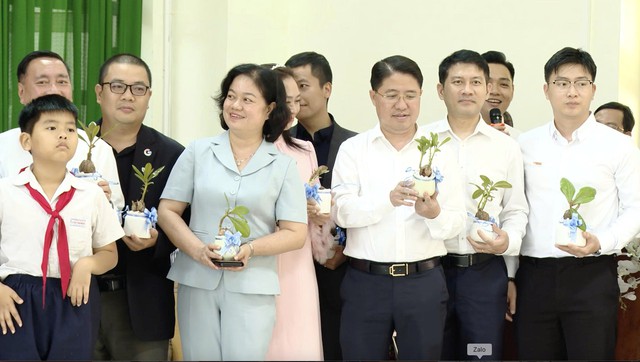 Côn Đảo thêm 5 Phòng học số, thúc đẩy chuyển đổi số giáo dục - Ảnh 4.