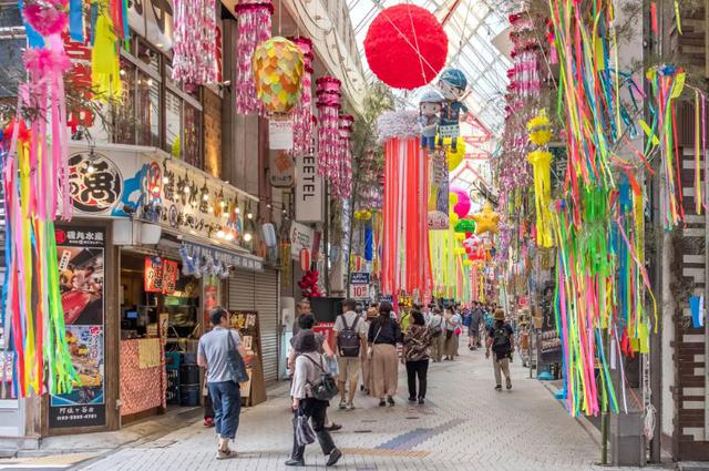 Tokyo rực rỡ với mùa lễ hội truyền thống trong tháng 8 - Ảnh 3.