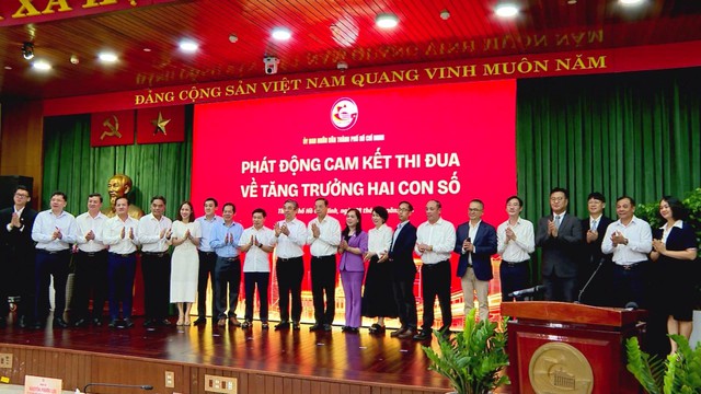 Thời sự HTV ngày 8/7/2026 | Hội nghị phiên 6 tháng đầu năm 2026 Đảng ủy Quân khu 7- Ảnh 3.