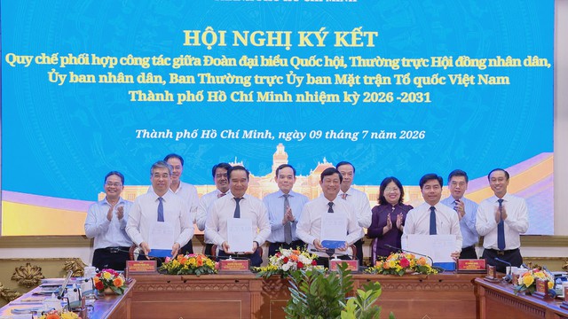 "Đã nói phải làm, đã hứa phải giữ lời" - TP. Hồ Chí Minh ký kết quy chế phối hợp, nâng cao hiệu quả hoạt động của hệ thống chính trị - Ảnh 4.