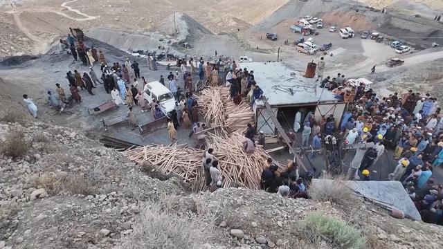 Nổ mỏ than ở Pakistan, ít nhất 32 người thiệt mạng - Ảnh 1.