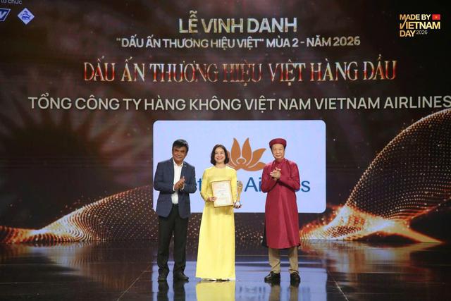 Vietnam Airlines được vinh danh "Dấu ấn thương hiệu Việt hàng đầu" - Ảnh 1.