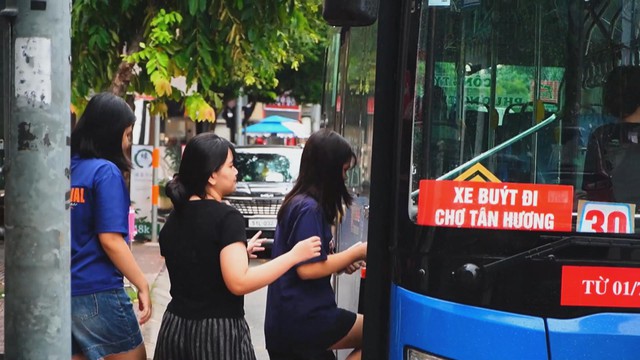 60 giây sáng ngày 14/8/2026 | TP. Hồ Chí Minh: Thay đổi quy định đi xe buýt miễn phí từ ngày 1/10/2026 - Ảnh 1.