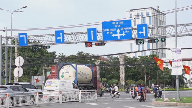 60 giây Sáng ngày 17/8/2026 | "Bác Hồ sống mãi" - Một dòng chữ, triệu tấm lòng - Ảnh 2.