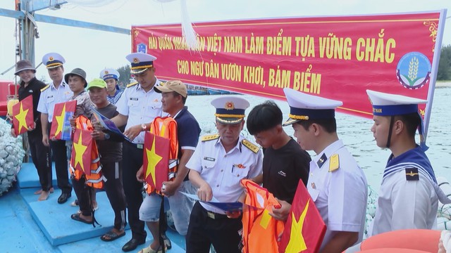 Vươn Khơi - Ngày 17/8/2026 | Đề xuất giảm 30% thuế cho hộ kinh doanh và doanh nghiệp nhỏ - Ảnh 3.