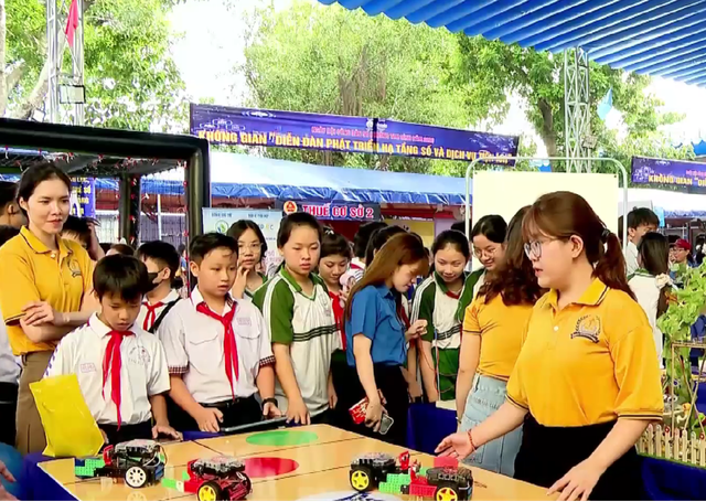 Sôi nổi Ngày hội Công dân số phường Tam Bình năm 2026 - Ảnh 2.