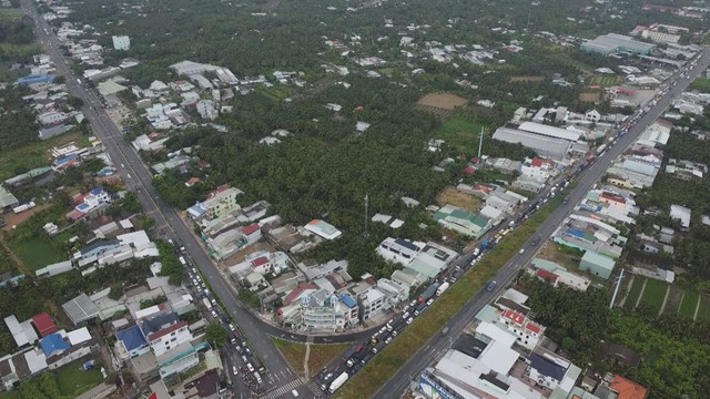 60 Giây Sáng ngày 30/8/2026 | Người dân miền Tây ùn ùn về quê. ngã tư Đồng Tâm ùn ứ kéo dài - Ảnh 1.