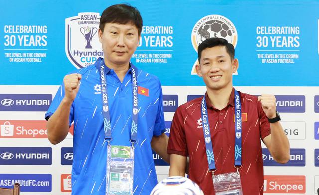 HLV Kim Sang Sik quyết tâm giữ ngôi đầu bảng- Ảnh 3.