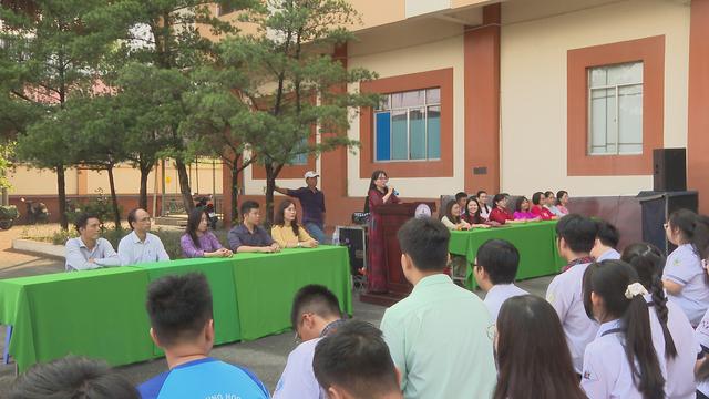cải tạo trụ sở cũ thành trường học chuẩn bị sẵn sàng cho năm học mới - Ảnh 3.