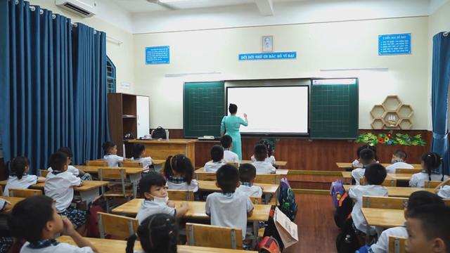 60 Giây Sáng ngày 6/8/2026 | Tiếp nhận 47 công dân Việt Nam bị Hoa Kỳ trục xuất- Ảnh 3.