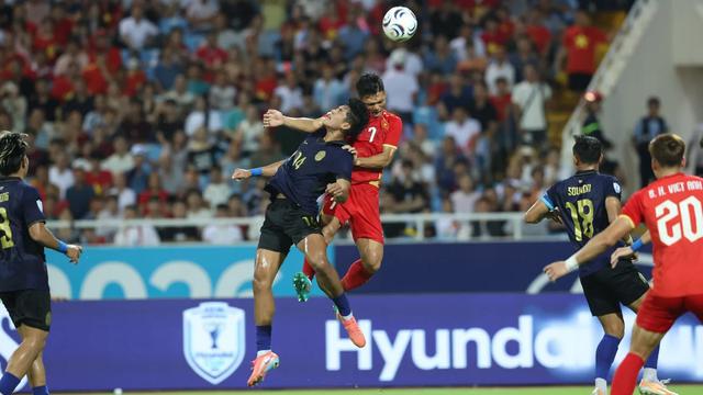 ASEAN Hyundai Cup: Việt Nam nhất bảng A, Singapore vào bán kết- Ảnh 1.