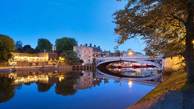 Khám phá những dòng sông đẹp nhất ở Anh và Ireland- Ảnh 7.