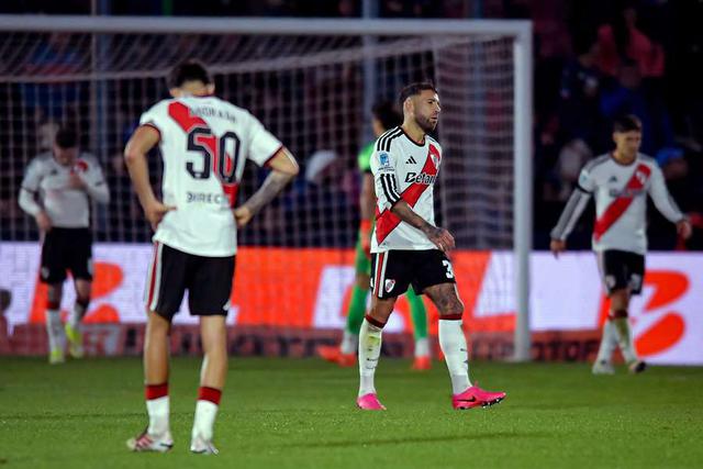 River Plate khủng hoảng sau trận thua Tigre - Ảnh 1.