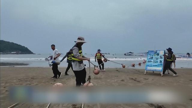 Trung Quốc kích hoạt biện pháp ứng phó bão Dolphin sắp đổ bộ- Ảnh 3.