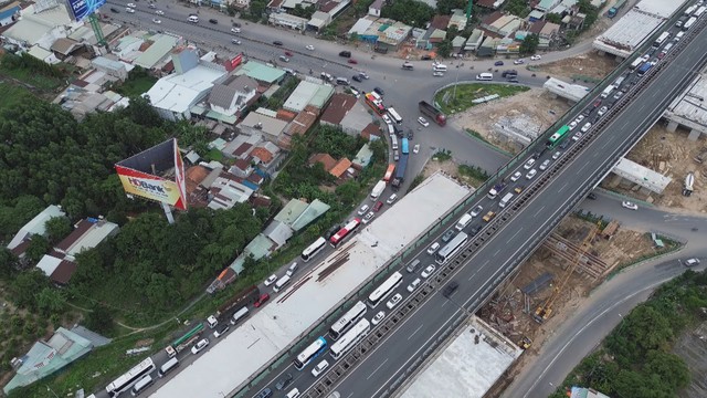 Thời sự trưa HTV ngày 2/9/2026 | Du khách thích thúc trải nghiệm không gian trung thu - Ảnh 3.