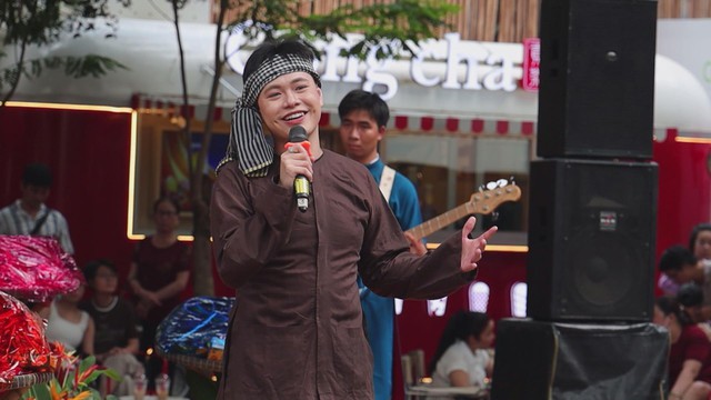 Đêm hội trăng rằm cho con của người lao động I Thời sự trưa HTV ngày 22/9/2026  - Ảnh 1.