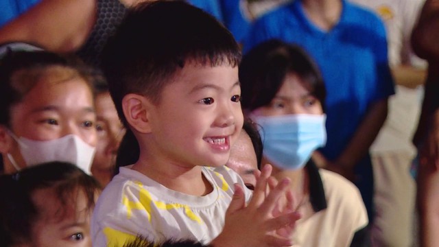 Đêm hội trăng rằm cho con của người lao động I Thời sự trưa HTV ngày 22/9/2026  - Ảnh 2.