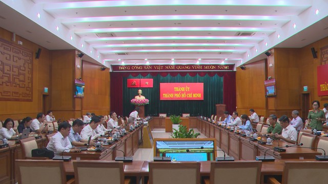 TP. Hồ Chí Minh đẩy mạnh hạ tầng công nghệ, thu hút đầu tư số | Thời sự HTV ngày 27/9/2026 - Ảnh 1.