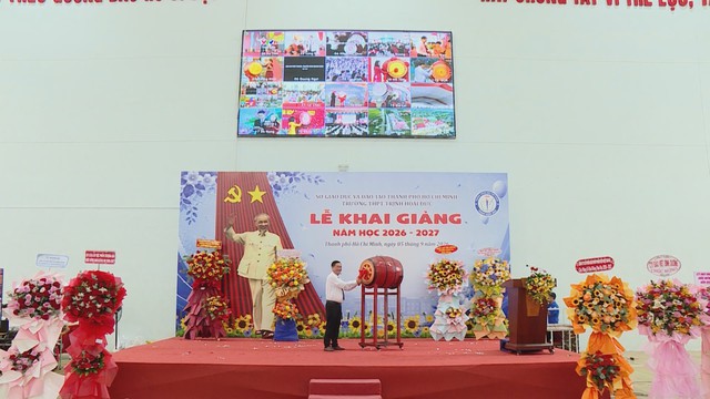 Thời sự trưa HTV ngày 5/9/2026 | Đồng chí Nguyễn Văn Thọ dự lễ khai giảng tại Trường THCS Nguyễn Công Trứ - Ảnh 3.