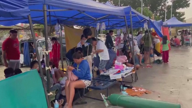 Động đất ở Philippines: Hàng trăm người thương vong - Ảnh 2.