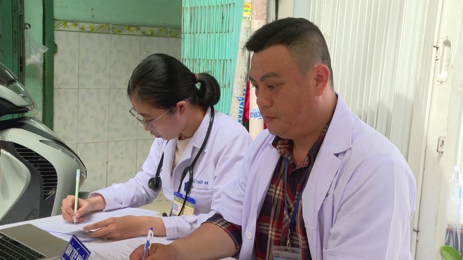 Nhu cầu chăm sóc y tế cho người cao tuổi ngày càng cấp thiết - Ảnh 9.