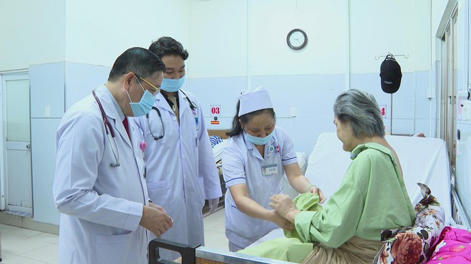 Nhu cầu chăm sóc y tế cho người cao tuổi ngày càng cấp thiết - Ảnh 5.